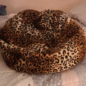 Medium size bean bag